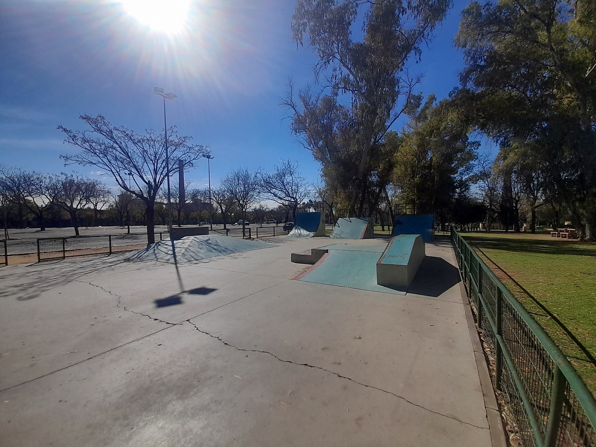 Dos Hermanas skatepark